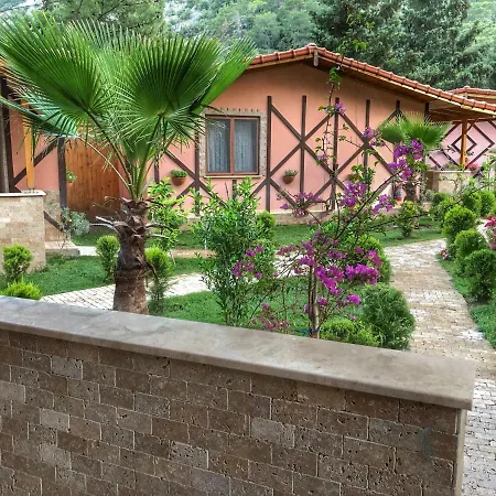 Ipek Apart 3* Cirali