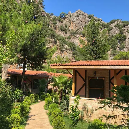 Ipek Apart Hotel Cirali