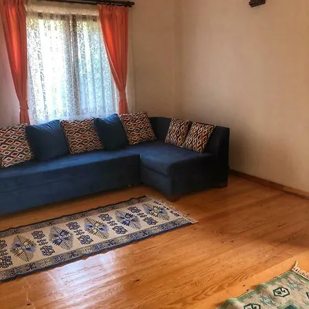 Ipek Apart 3*