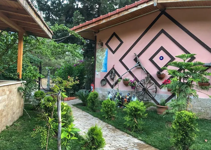 Ξενοδοχείο Ipek Çıralı