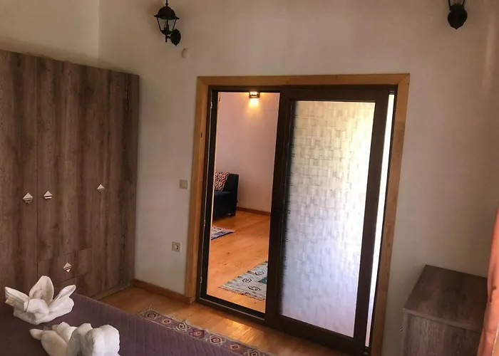 Ξενοδοχείο Ipek Çıralı